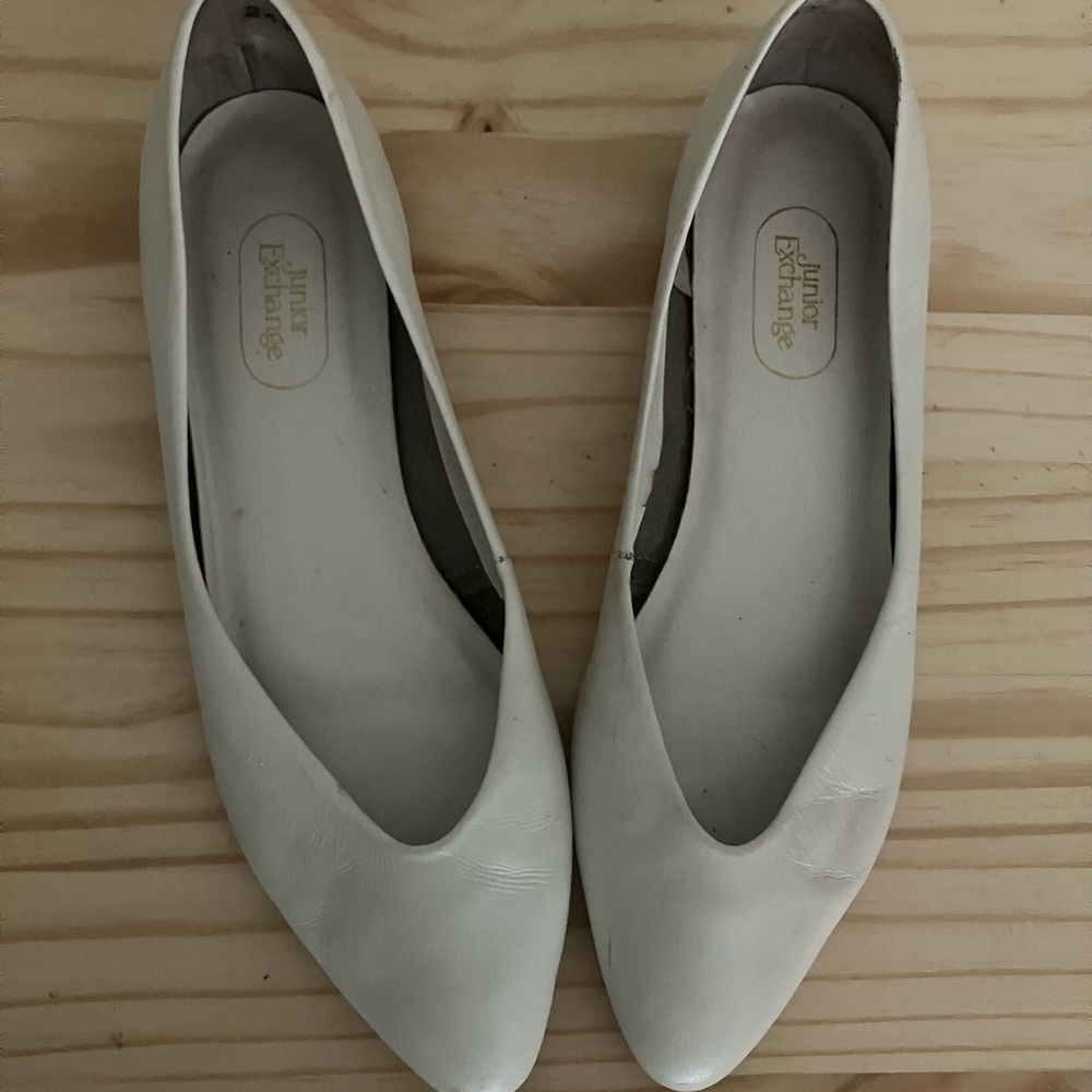 Lot of 2 vintage leather flats, size US 8.5